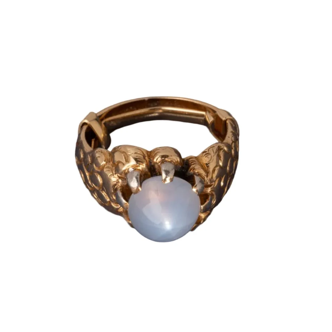 Bague Cocktail en or jaune et saphir
