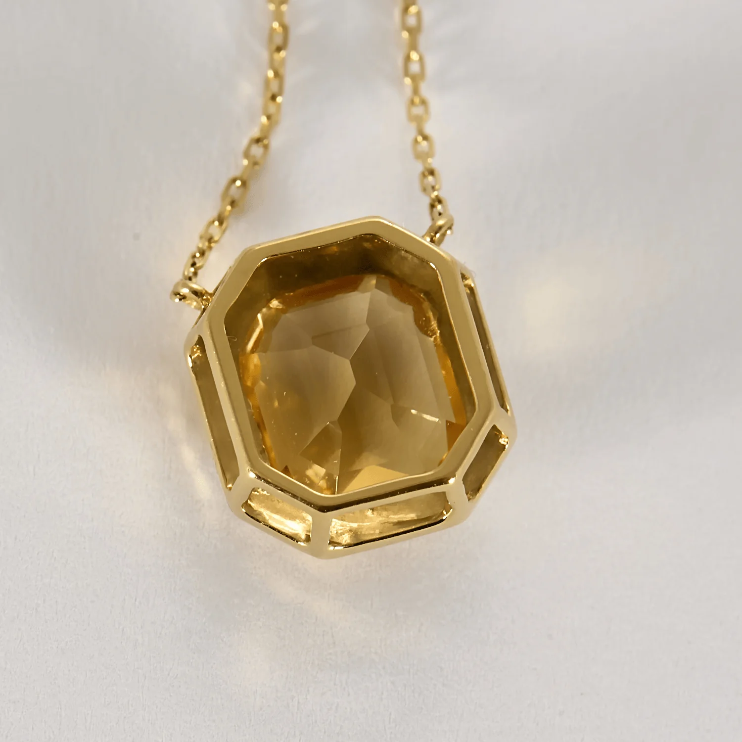 Collier en or jaune, citrine et petits diamants – Image 2