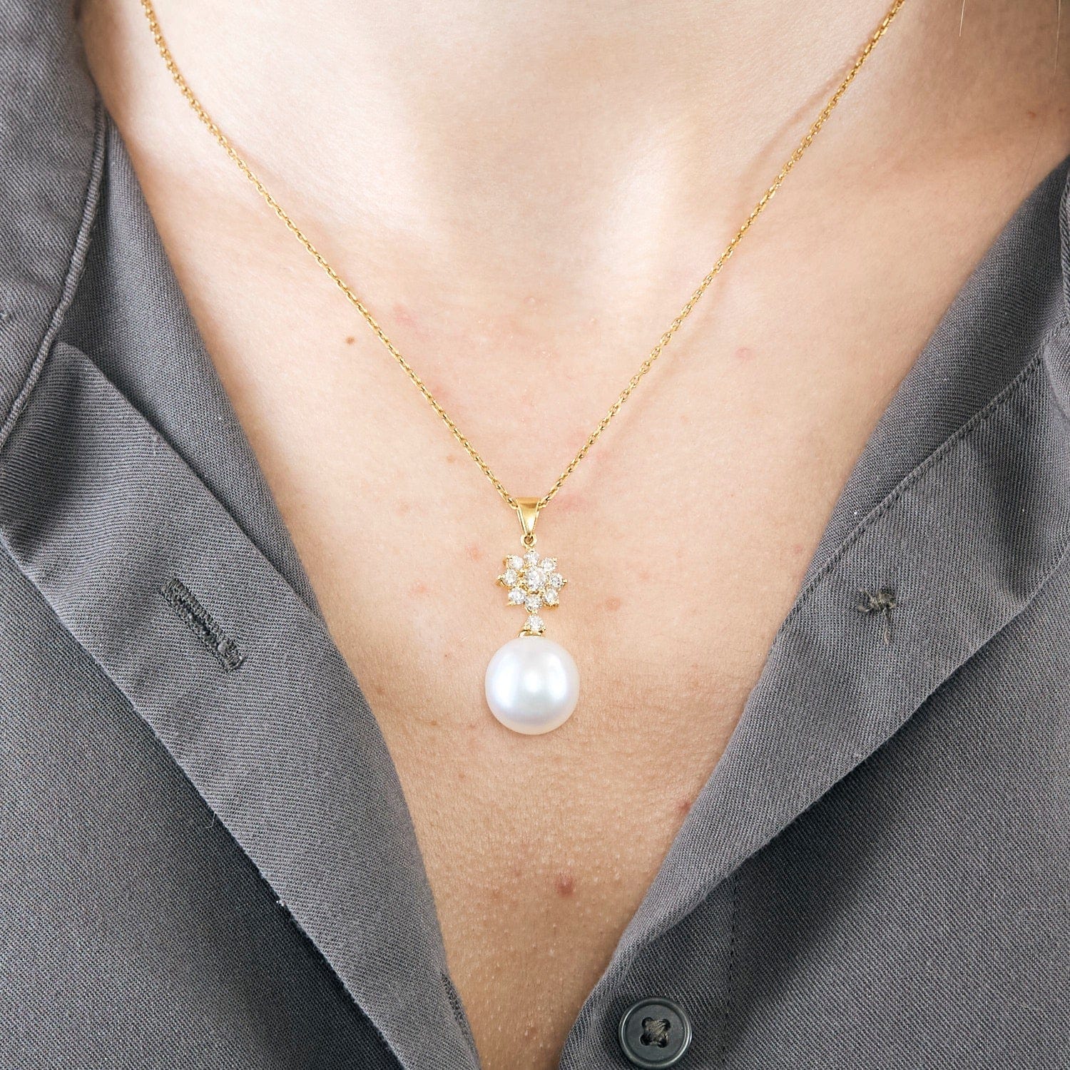 Collier en or jaune diamants et perle de culture – Image 2