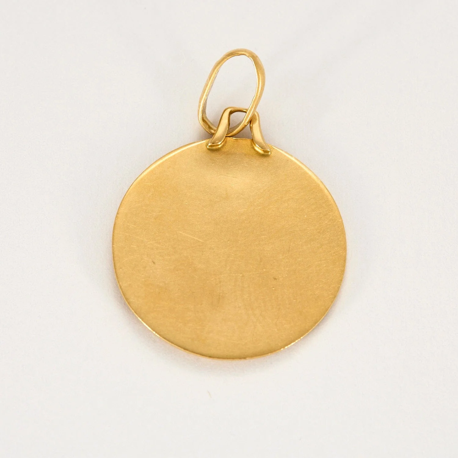 Médaille en or jaune à motif de Saint Philippe – Image 3