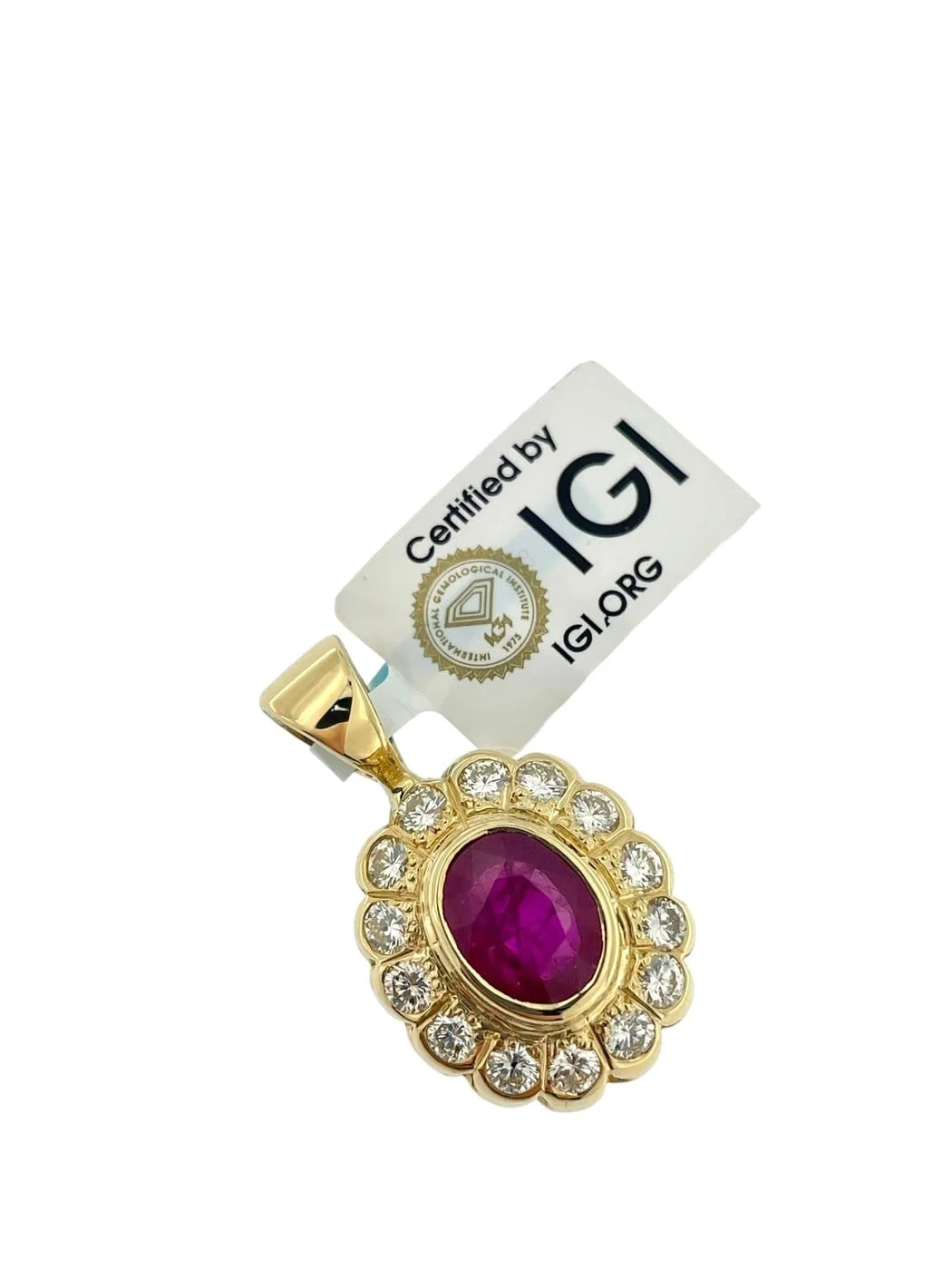 Pendentif en or jaune 18 carats avec rubis de Birmanie et diamants – Image 3